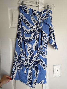 H&M Blue and White Printed Midi Skirt